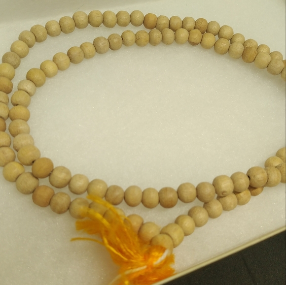 Natural Wood Prayer Meditation Beads Mala Necklace - Picture 3 of 3